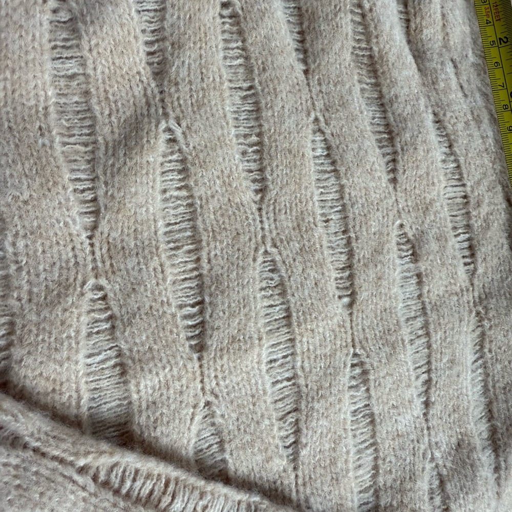 Zara Girls Cream Knit Sweater Size 9–10 | Soft Ribbed Pullover - Picture 4 of 5